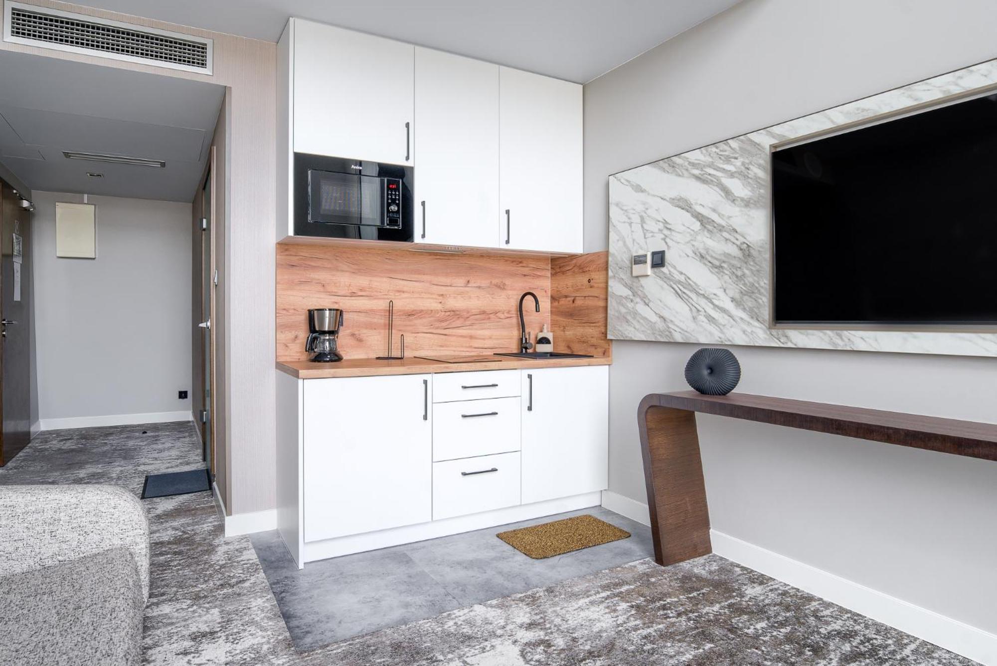 Apartamentyprzymorzu Marine***** Apartament Dwupoziomowy Z Widokiem Na Morze โควอบเซก ภายนอก รูปภาพ